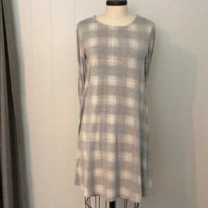 Old Navy long sleeve plaid dress